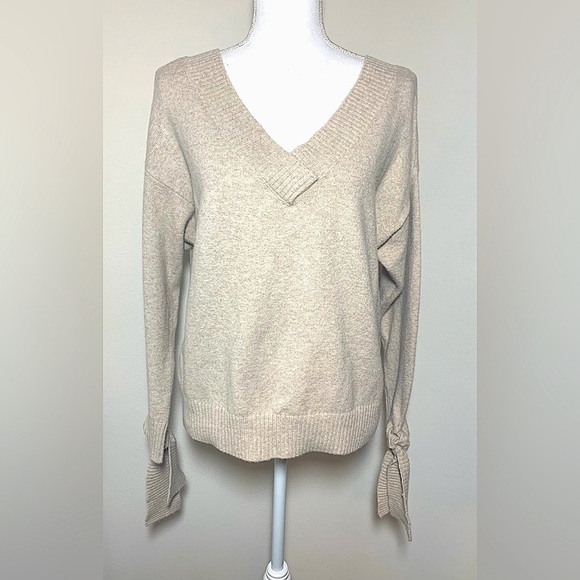 Abound V-Neck 3/4 Sleeve Sweater Women Medium Oatmeal Cotton Blend - Picture 1 of 7